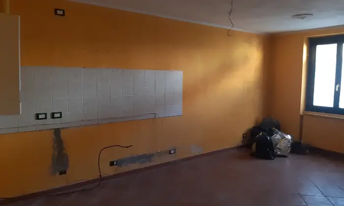 Rexer-Portalbera-In-vendita-casa-indipendente-con-camino-terrazzi-e-tre-camere-Altro