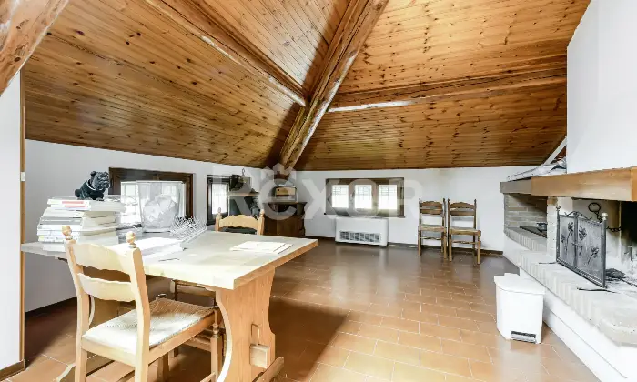 Rexer-Guidizzolo-Prestigiosa-propriet-indipendente-con-piscina-in-contesto-esclusivo-Altro