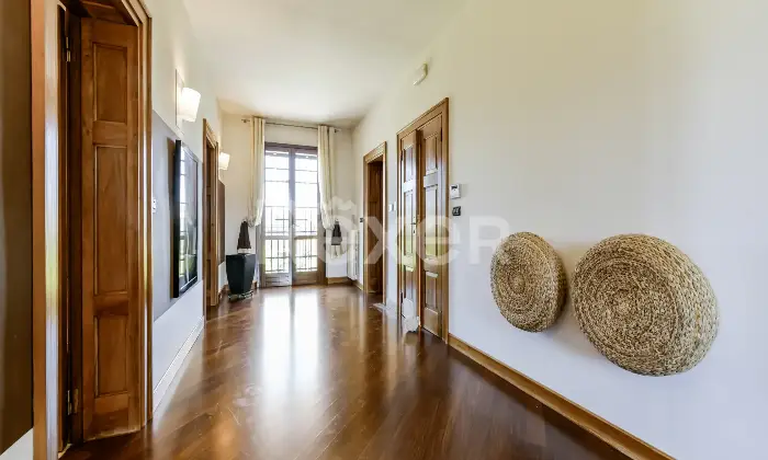 Rexer-Guidizzolo-Prestigiosa-propriet-indipendente-con-piscina-in-contesto-esclusivo-Altro