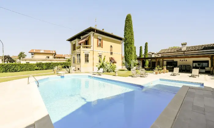 Rexer-Guidizzolo-Prestigiosa-propriet-indipendente-con-piscina-in-contesto-esclusivo-Altro