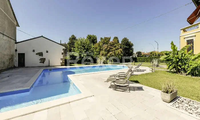 Rexer-Guidizzolo-Prestigiosa-propriet-indipendente-con-piscina-in-contesto-esclusivo-Altro