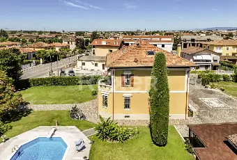 Rexer-Guidizzolo-Prestigiosa-propriet-indipendente-con-piscina-in-contesto-esclusivo-Altro