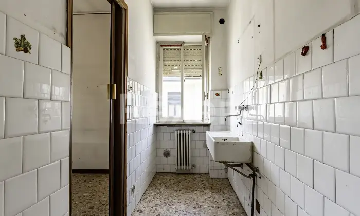 Rexer-Uboldo-Villa-con-due-appartamenti-giardino-e-due-box-auto-Altro