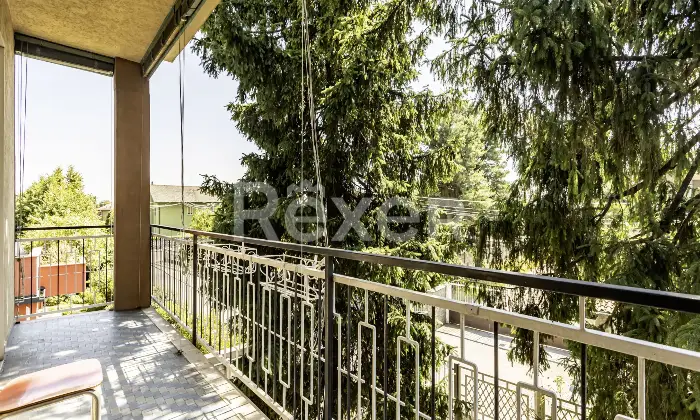 Rexer-Uboldo-Villa-con-due-appartamenti-giardino-e-due-box-auto-Altro