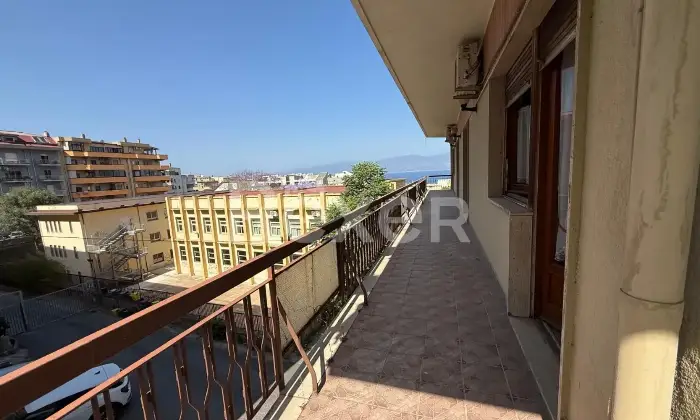 Rexer-Reggio-Calabria-Luminoso-pentavano-con-tripla-esposizione-Altro