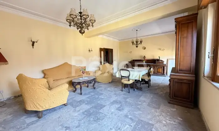 Rexer-Reggio-Calabria-Luminoso-pentavano-con-tripla-esposizione-Altro