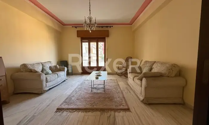 Rexer-Reggio-Calabria-Luminoso-pentavano-con-tripla-esposizione-Altro