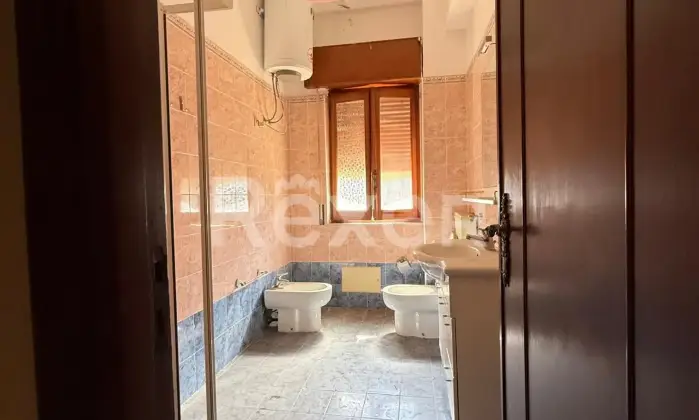 Rexer-Reggio-Calabria-Luminoso-pentavano-con-tripla-esposizione-Altro