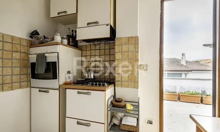 Rexer-Roma-InfernettoAmpio-Trilocale-con-Terrazzo-mq-Altro