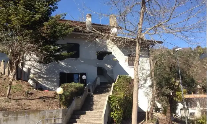 Rexer-Fossombrone-Villa-indipendente-in-vendita-a-Fossombrone-in-Via-Piero-Stellacci-Altro