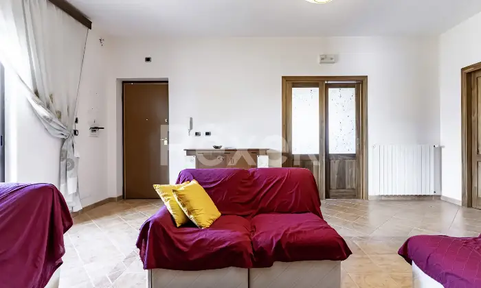 Rexer-Villapiana-Villa-Indipendentedisposta-su-due-livelli-Altro