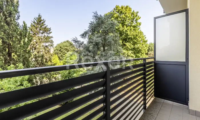 Rexer-Milano-Appartamento-di-tre-locali-terrazzino-cantina-e-BOX-singolo-Altro