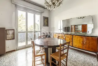 Rexer-Milano-Appartamento-di-tre-locali-terrazzino-cantina-e-BOX-singolo-Altro