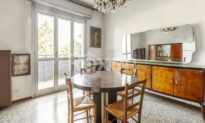 Rexer-Milano-Appartamento-di-tre-locali-terrazzino-cantina-e-BOX-singolo-Altro