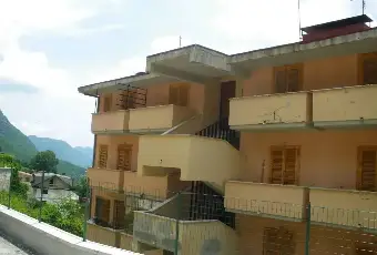 Rexer-Camporotondo-Vendita-in-blocco-Tre-appartamenti-in-montagna-Altro