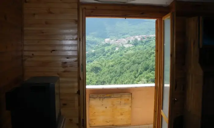 Rexer-Camporotondo-Vendita-in-blocco-Tre-appartamenti-in-montagna-Altro