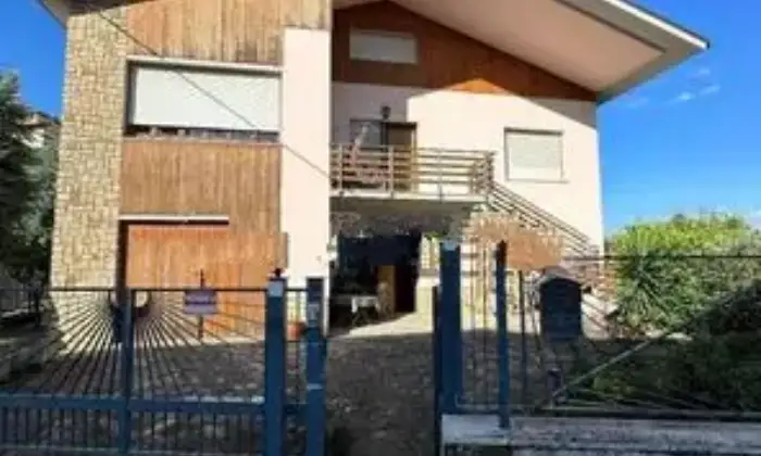 Rexer-Cupramontana-Vendesi-villa-a-Cupramontana-Altro
