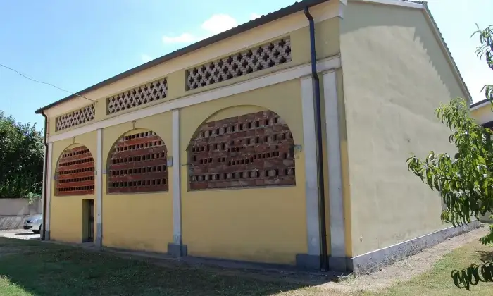Rexer-Quistello-Casa-di-Paese-con-Ampio-Terreno-in-Vendita-Via-Gramsci-Quistello-Altro