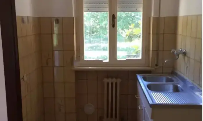 Rexer-Ostra-Vendesi-Appartamento-al-Secondo-Piano-con-Garage-Giardino-e-Orto-Altro