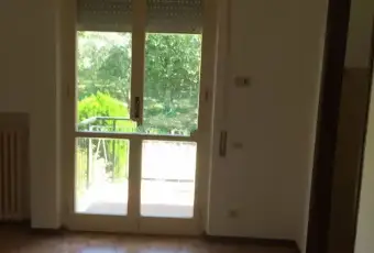 Rexer-Ostra-Vendesi-Appartamento-al-Secondo-Piano-con-Garage-Giardino-e-Orto-Altro
