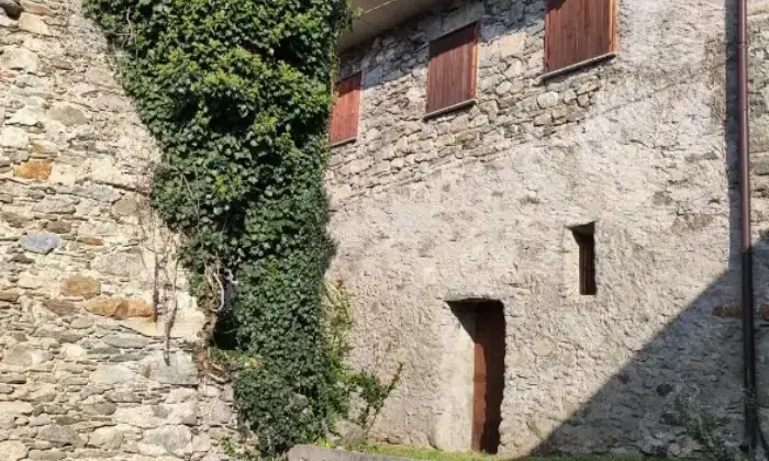 Rexer-Poggiridenti-Vendesi-Due-Propriet-R-ustiche-in-vendita-a-Poggiridenti-Altro