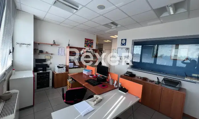 Rexer-Reggio-Emilia-Ufficio-al-piano-con-ascensore-nel-complesso-DIREZIONALE-REGINA-MARGHERITA-Altro