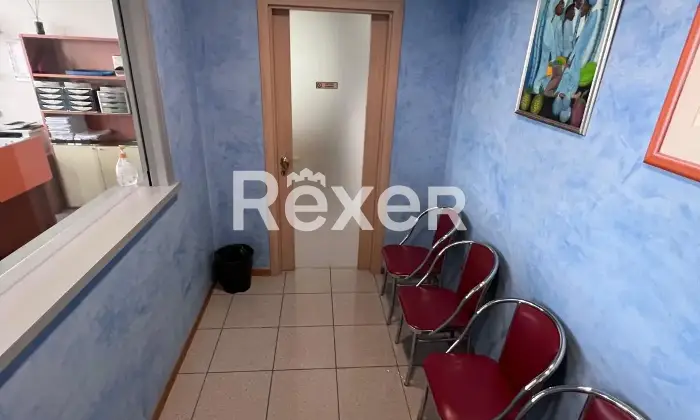 Rexer-Reggio-Emilia-Ufficio-al-piano-con-ascensore-nel-complesso-DIREZIONALE-REGINA-MARGHERITA-Altro