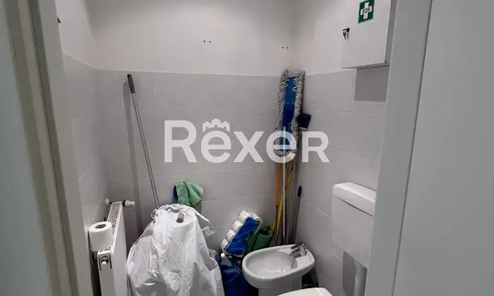 Rexer-Reggio-Emilia-Ufficio-al-piano-con-ascensore-nel-complesso-DIREZIONALE-REGINA-MARGHERITA-Altro