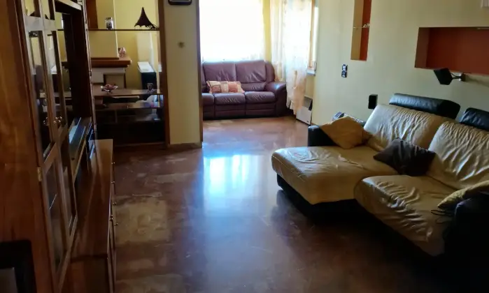 Rexer-Decollatura-Appartamento-di-vani-da-mq-a-Decollatura-Salone