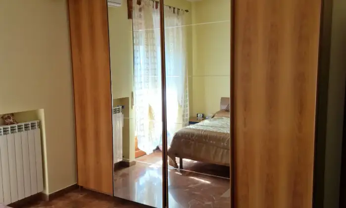 Rexer-Decollatura-Appartamento-di-vani-da-mq-a-Decollatura-Camera-da-letto