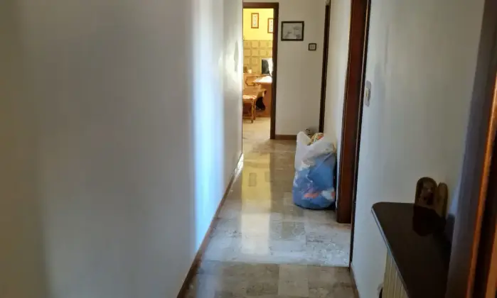 Rexer-Decollatura-Appartamento-di-vani-da-mq-a-Decollatura-Corridoio