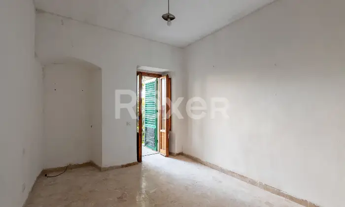 Rexer-Rignano-sullArno-Cascina-nel-Cuore-della-Toscana-tre-appartamenti-e-locali-accessori-Altro