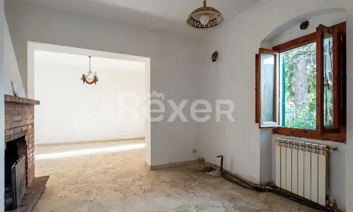 Rexer-Rignano-sullArno-Cascina-nel-Cuore-della-Toscana-tre-appartamenti-e-locali-accessori-Altro