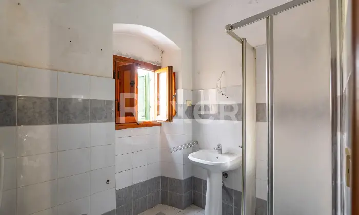 Rexer-Rignano-sullArno-Cascina-nel-Cuore-della-Toscana-tre-appartamenti-e-locali-accessori-Altro