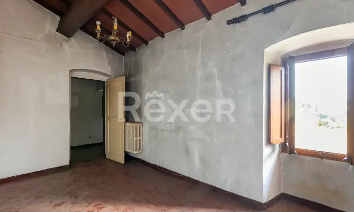 Rexer-Rignano-sullArno-Cascina-nel-Cuore-della-Toscana-tre-appartamenti-e-locali-accessori-Altro