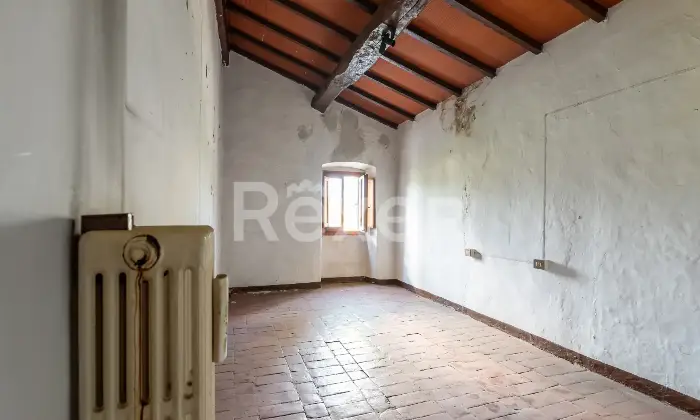 Rexer-Rignano-sullArno-Cascina-nel-Cuore-della-Toscana-tre-appartamenti-e-locali-accessori-Altro