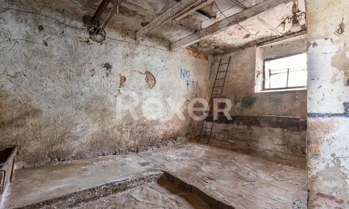Rexer-Rignano-sullArno-Cascina-nel-Cuore-della-Toscana-tre-appartamenti-e-locali-accessori-Altro