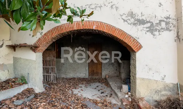 Rexer-Rignano-sullArno-Cascina-nel-Cuore-della-Toscana-tre-appartamenti-e-locali-accessori-Altro
