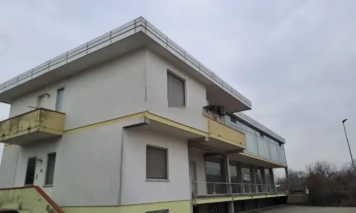 Rexer-Eremo-Villa-in-Vendita-a-Curtatone-Altro