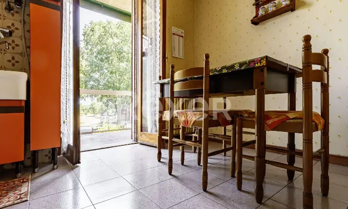 Rexer-Venaria-Reale-Tre-Locali-Venaria-Via-Amati-Altro