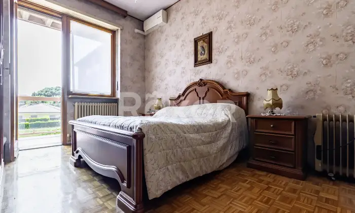 Rexer-Venaria-Reale-Tre-Locali-Venaria-Via-Amati-Altro