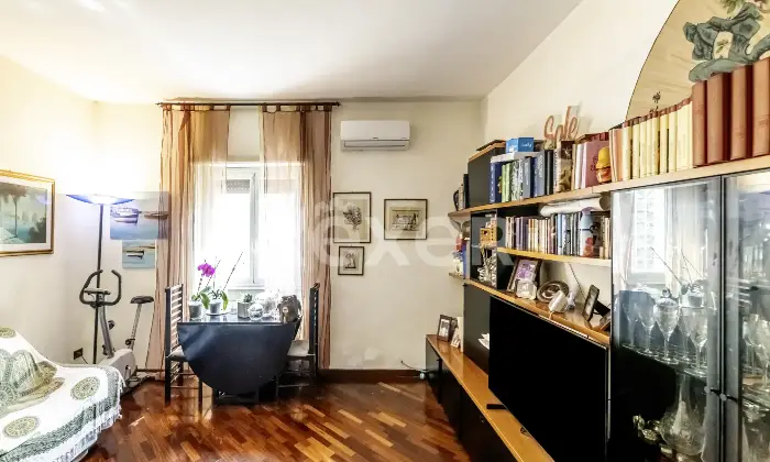Rexer-Roma-Trilocale-piano-terra-con-ampio-giardino-zona-Primavalle-Altro