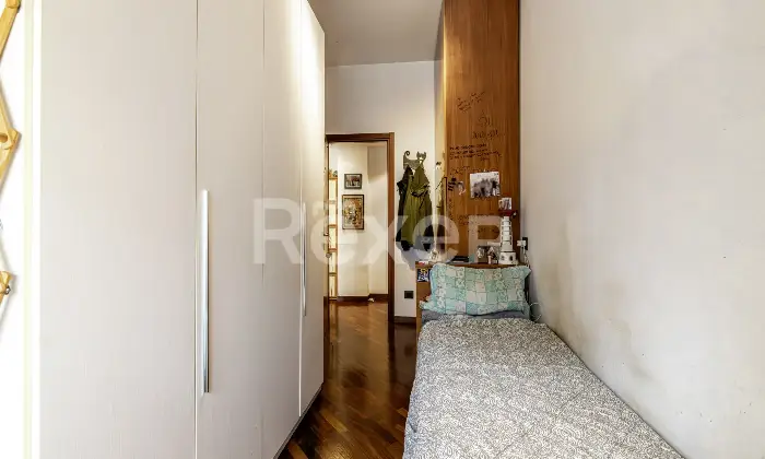 Rexer-Roma-Trilocale-piano-terra-con-ampio-giardino-zona-Primavalle-Altro