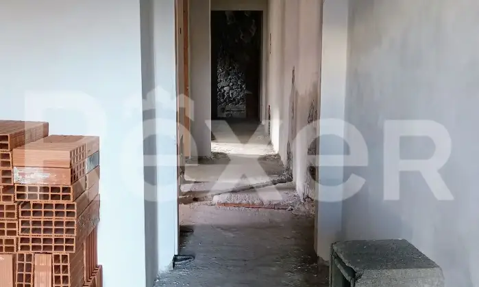 Rexer-Grandola-ed-Uniti-Appartamento-con-vista-panoramica-eventualmente-frazionabile-in-due-unit-Altro