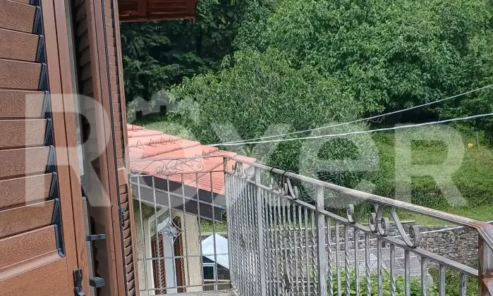Rexer-Grandola-ed-Uniti-Appartamento-con-vista-panoramica-eventualmente-frazionabile-in-due-unit-Altro
