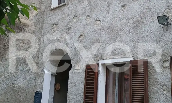 Rexer-Grandola-ed-Uniti-Appartamento-con-vista-panoramica-eventualmente-frazionabile-in-due-unit-Altro