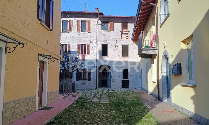 Rexer-Grandola-ed-Uniti-Appartamento-con-vista-panoramica-eventualmente-frazionabile-in-due-unit-Altro