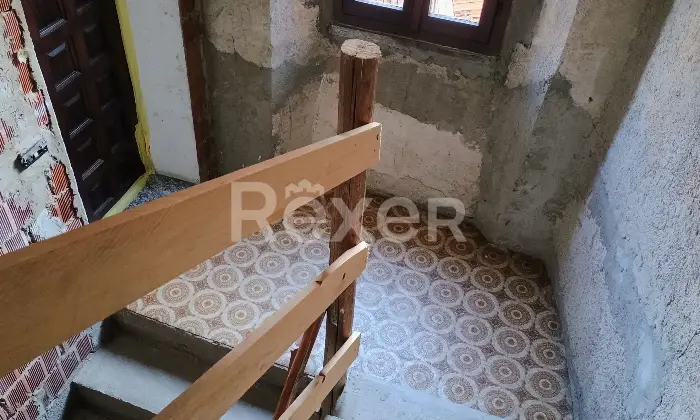 Rexer-Grandola-ed-Uniti-Appartamento-con-vista-panoramica-eventualmente-frazionabile-in-due-unit-Altro