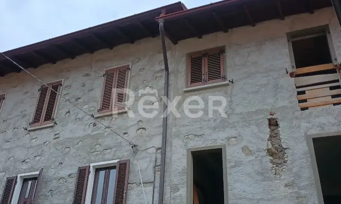 Rexer-Grandola-ed-Uniti-Appartamento-con-vista-panoramica-eventualmente-frazionabile-in-due-unit-Altro