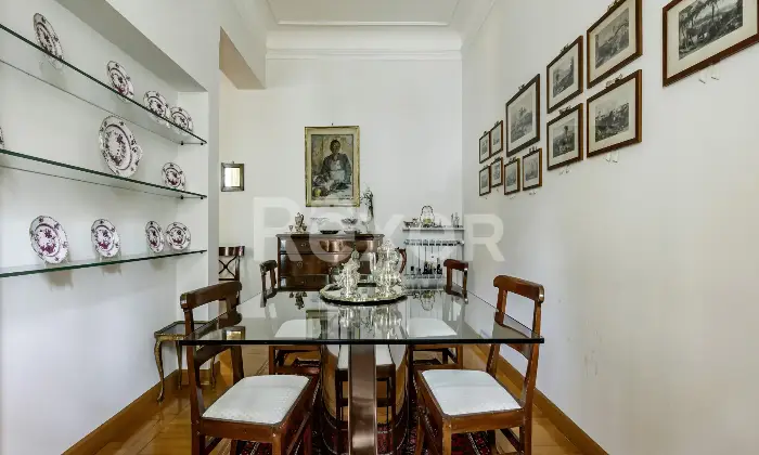 Rexer-Genova-NUDA-PROPRIETA-IMMOBILE-SIGNORILE-USUFRUTTUARIA-OTTANTADUENNE-Altro